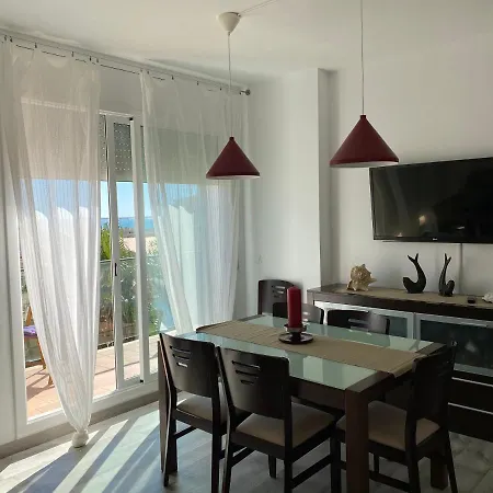 Simancas. Apartamento En Zona Privilegiada